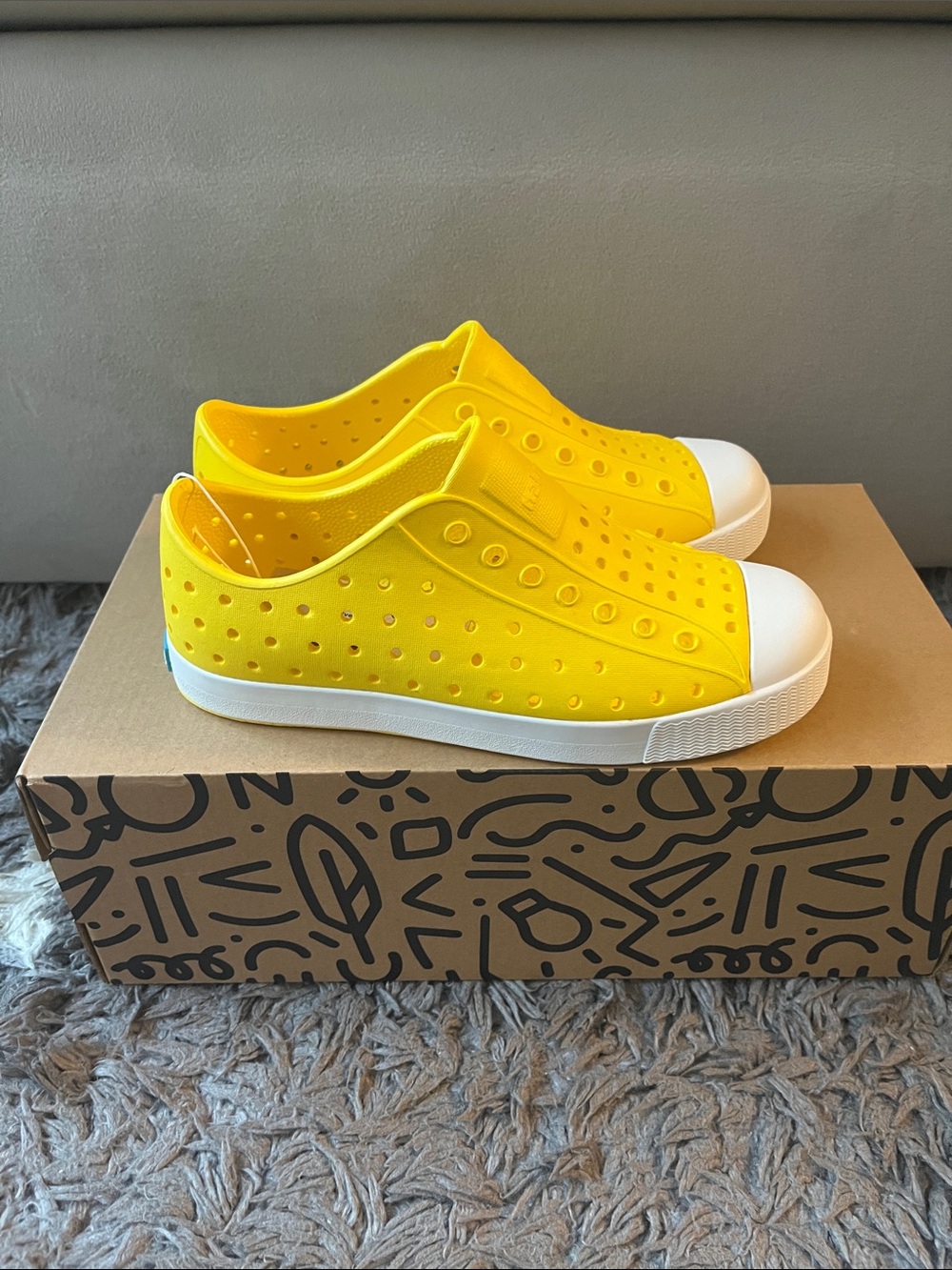Native Shoes. Jefferson. Kids size 1. Unisex. Yellow. White. New in box.